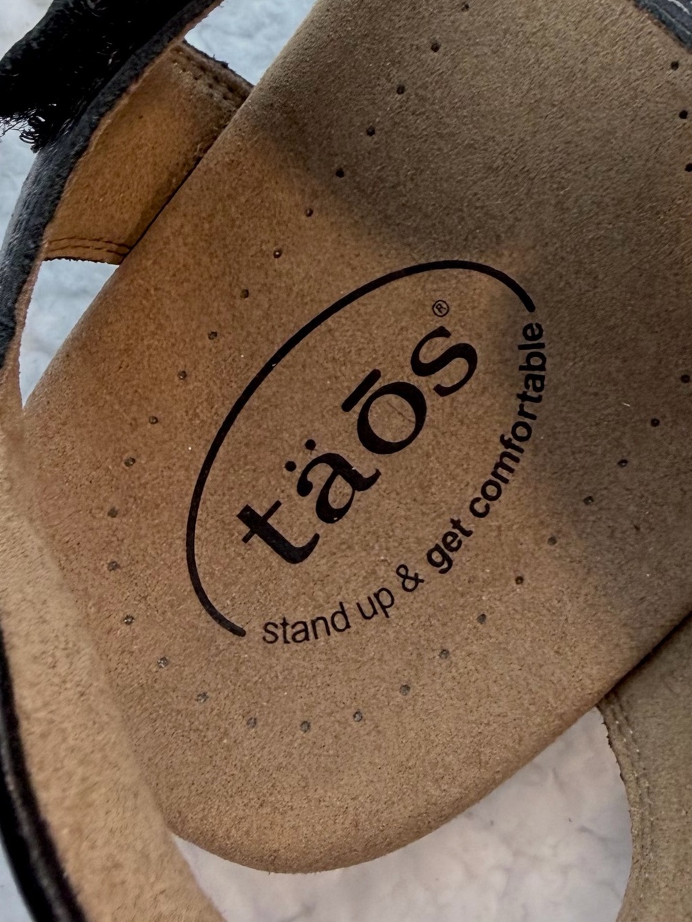 TAOS • Black/Tan Leather Open Toe T‑Strap Comfort Sandals, 9 - Picture 14 of 16